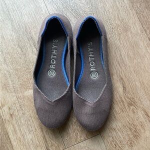 Rothys flats